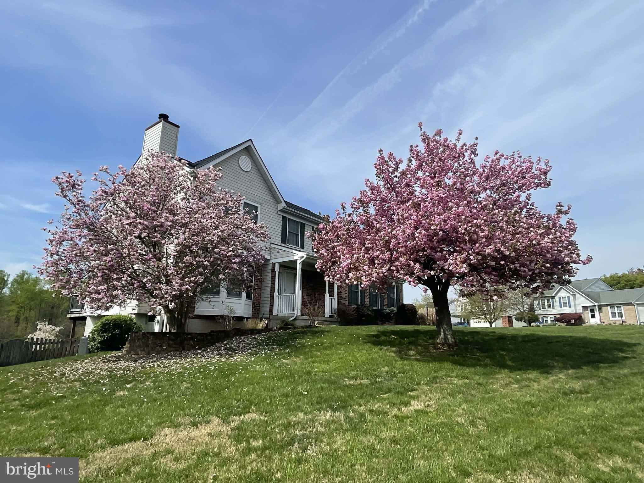 VILLAGE OF BYNUM RUN - Residential