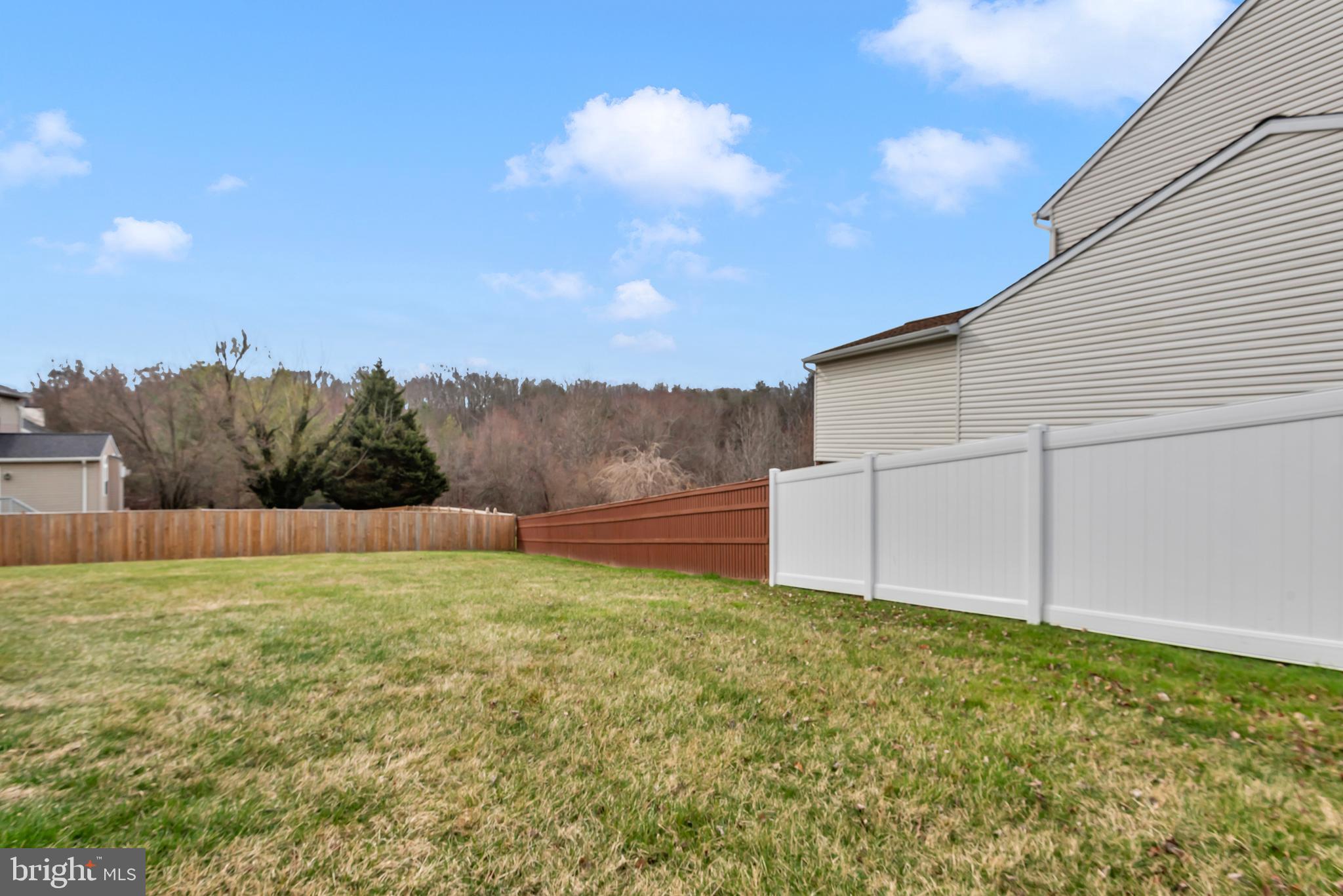 VILLAGE OF BYNUM RUN - Residential