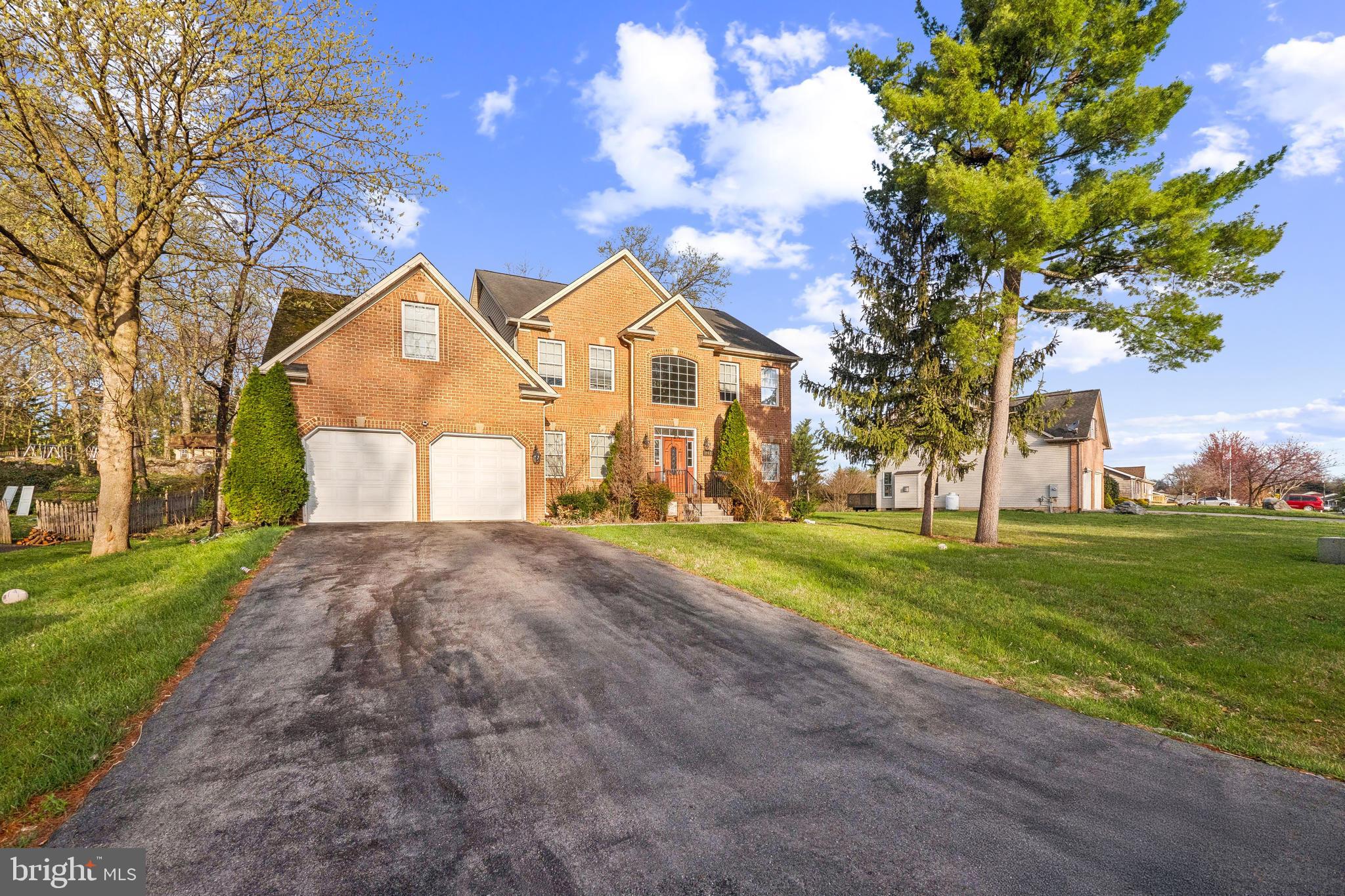 This elegant two-story colonial home offers upscale living with an open floor plan, crown molding, and beautiful hardwood and tile floors throughout.
The main level boasts a spacious family room with a cozy fireplace and a convenient half bath. Enjoy the open living and dining room, complemented by a well-appointed kitchen that seamlessly blends style and functionality.
Upstairs, you'll find three generously sized bedrooms filled with natural light from the home’s large windows, along with two full bathrooms, including a luxurious primary suite.
With an attached two-car garage and sophisticated design elements that create a bright and inviting atmosphere, this home is a perfect blend of comfort and elegance. Don’t miss the chance to make this stunning property your own—schedule a tour today!