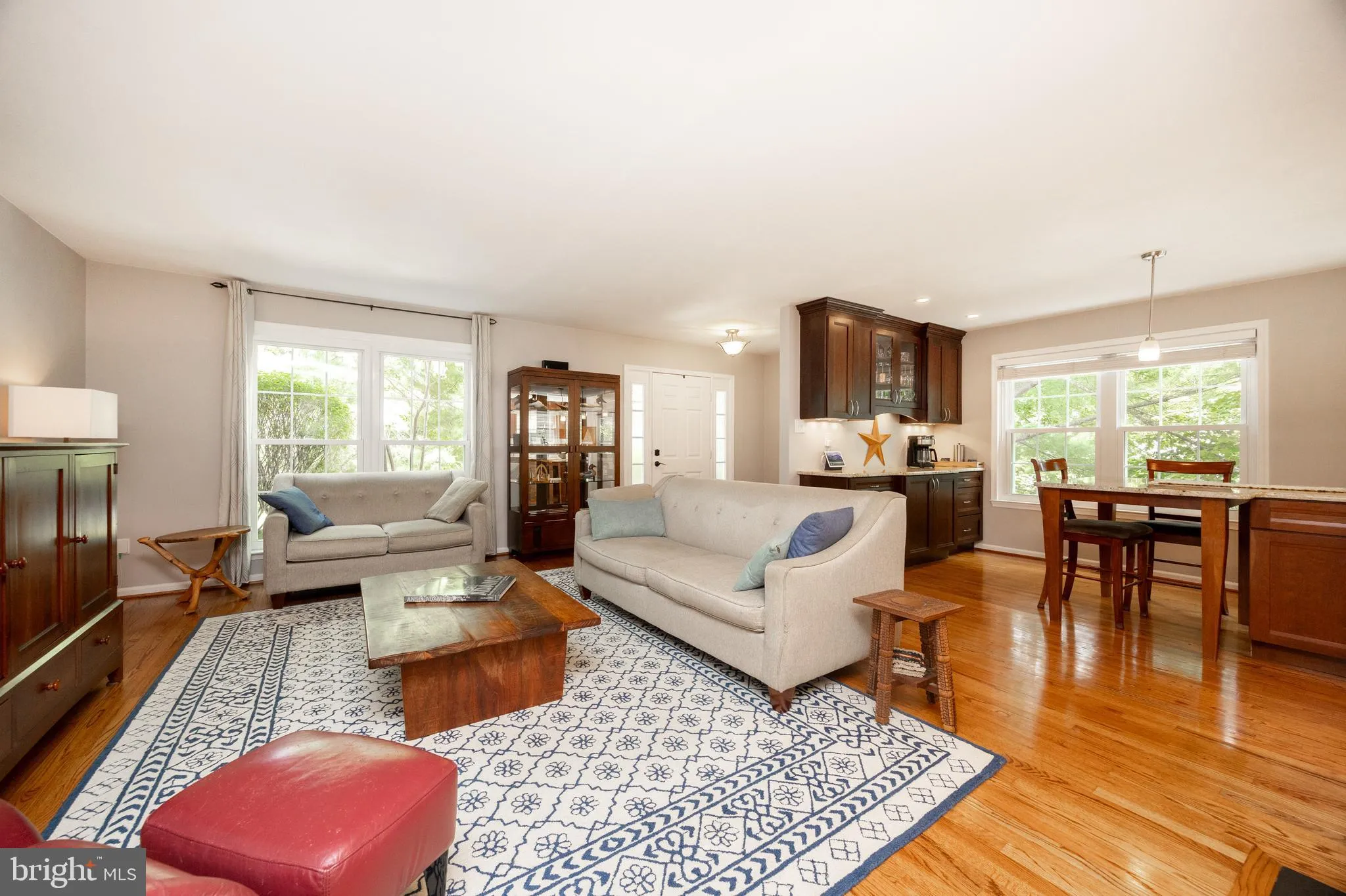 Glen Mills, Pennsylvania 19342, United States, 3 Bedrooms Bedrooms, ,4 BathroomsBathrooms,Residential,Pending,189494