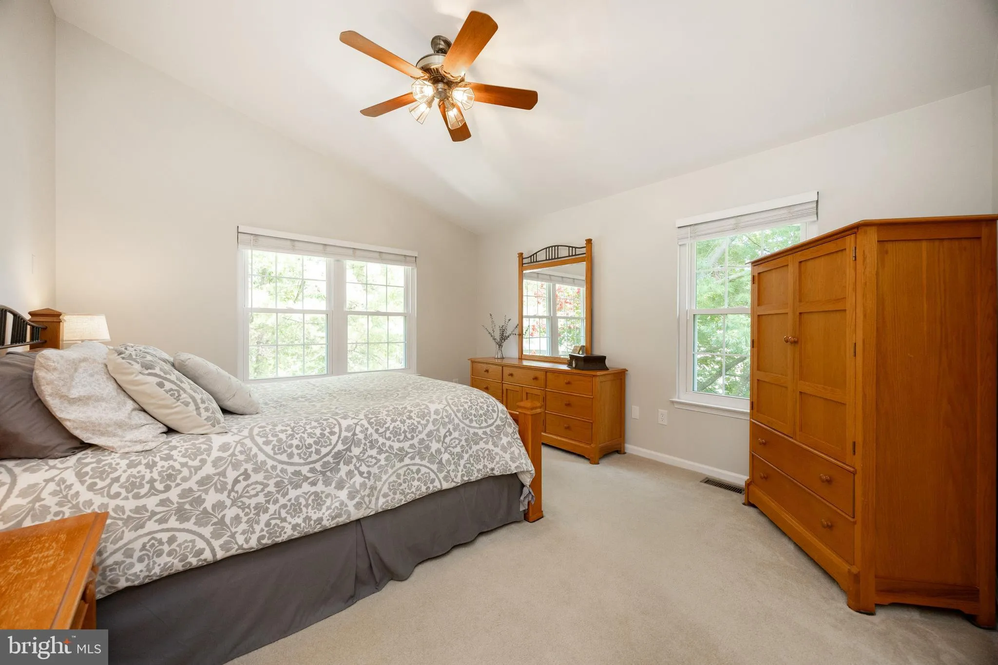 Glen Mills, Pennsylvania 19342, United States, 3 Bedrooms Bedrooms, ,4 BathroomsBathrooms,Residential,Pending,189494