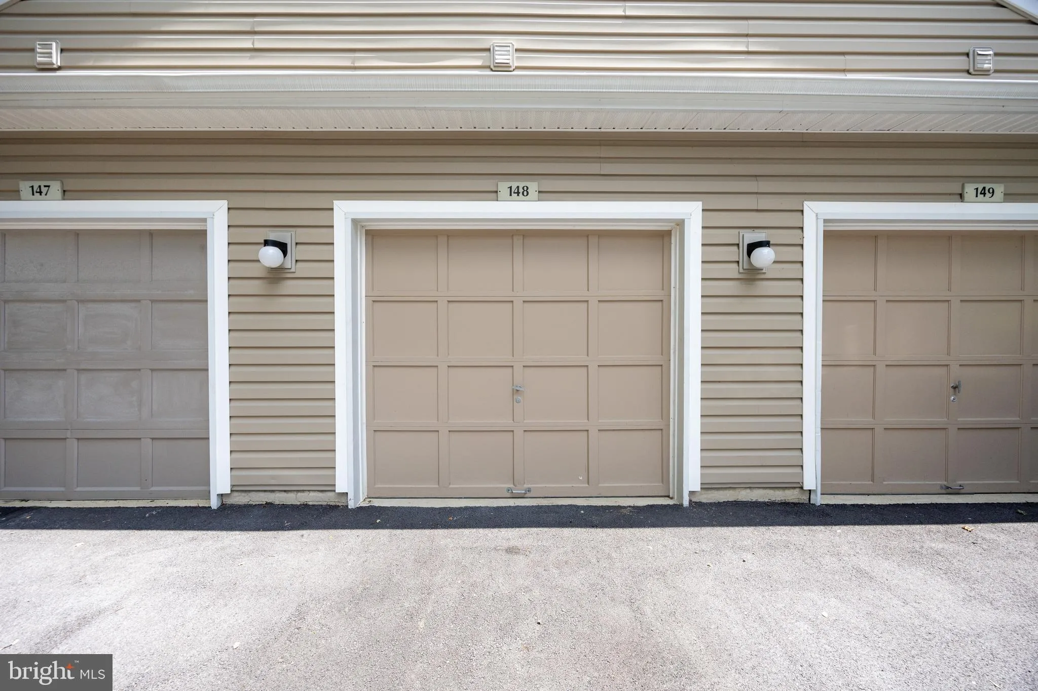 Glen Mills, Pennsylvania 19342, United States, 3 Bedrooms Bedrooms, ,4 BathroomsBathrooms,Residential,Pending,189494