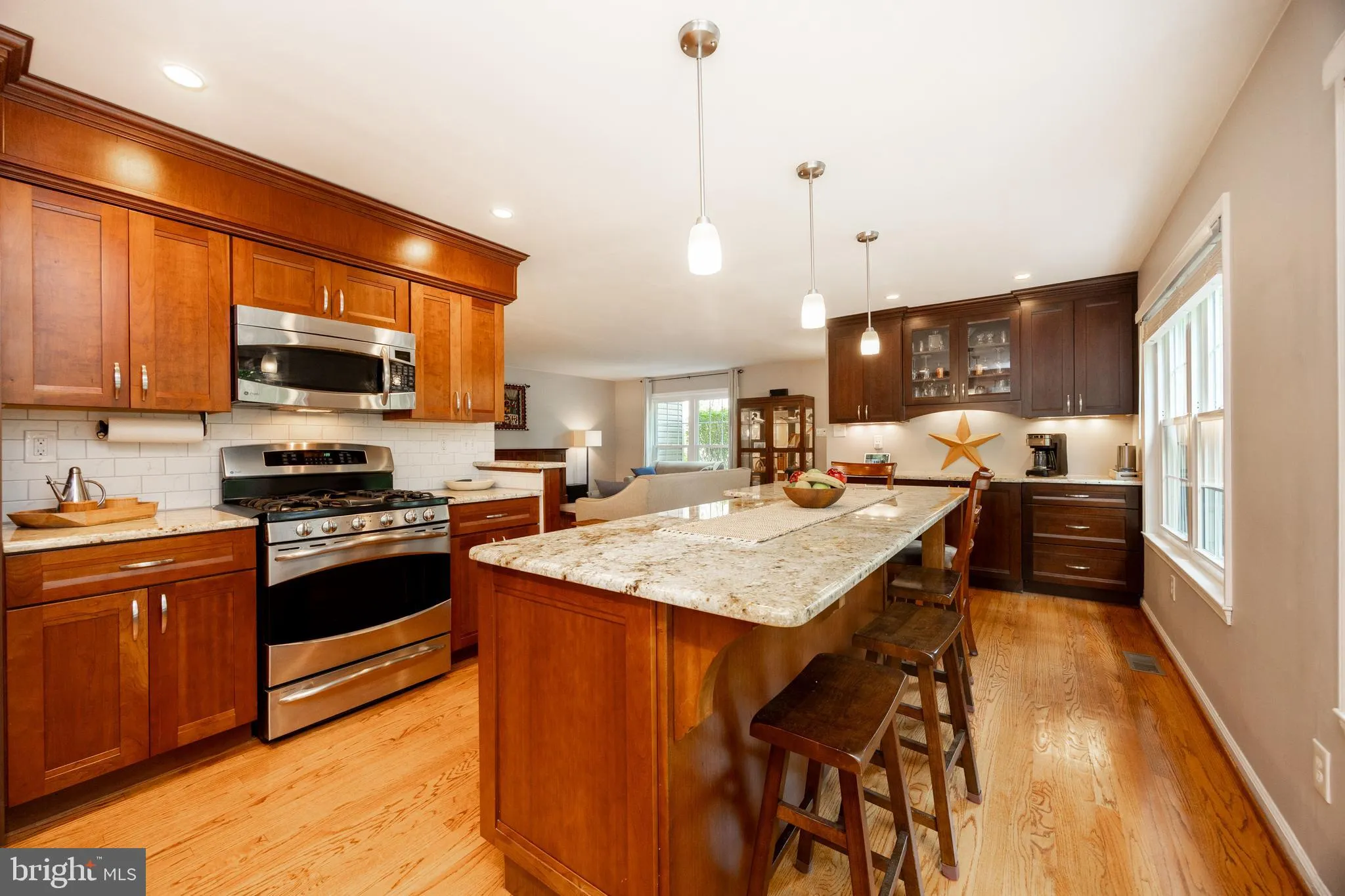 Glen Mills, Pennsylvania 19342, United States, 3 Bedrooms Bedrooms, ,4 BathroomsBathrooms,Residential,Pending,189494