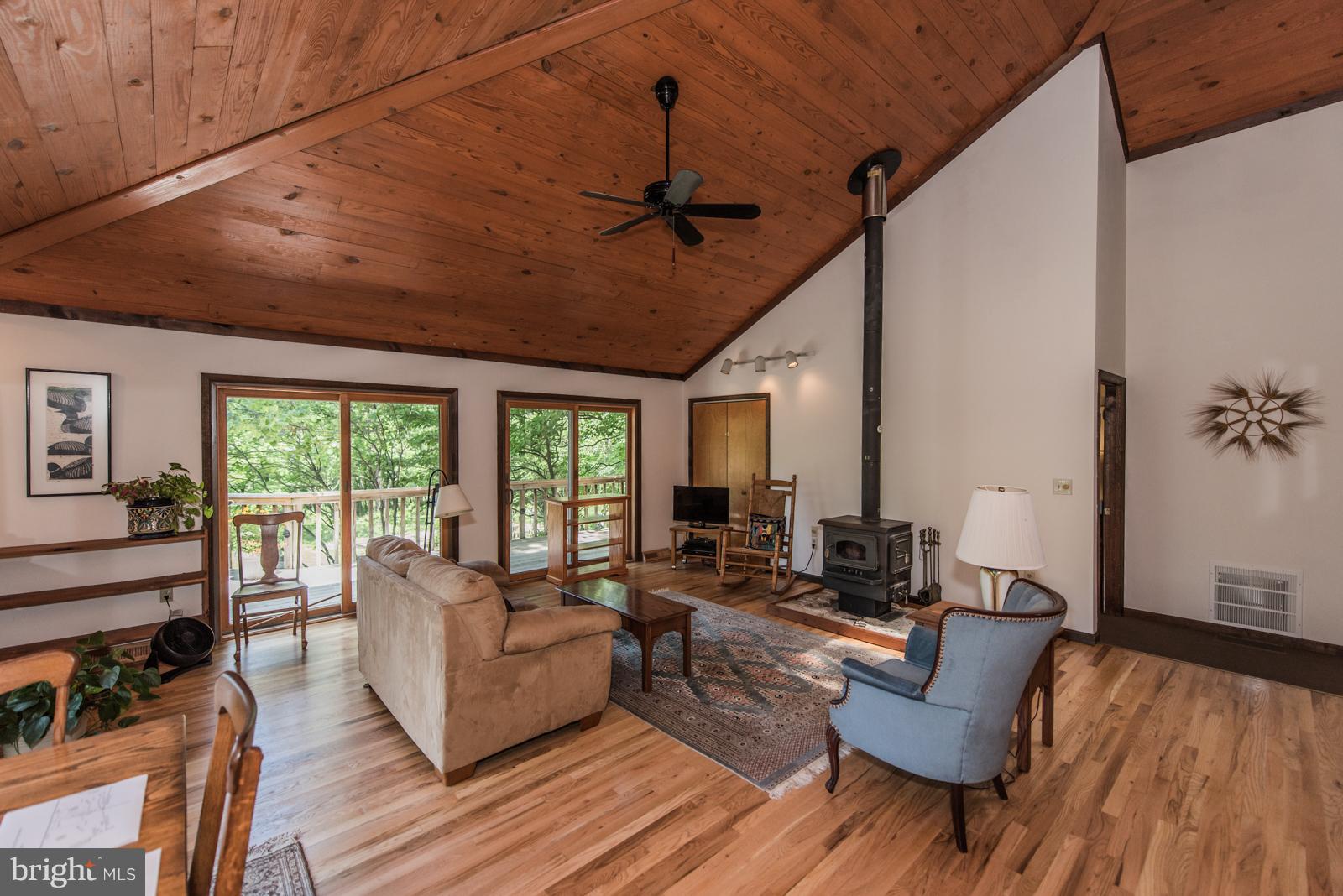 ROCK GAP WOODS - Residential