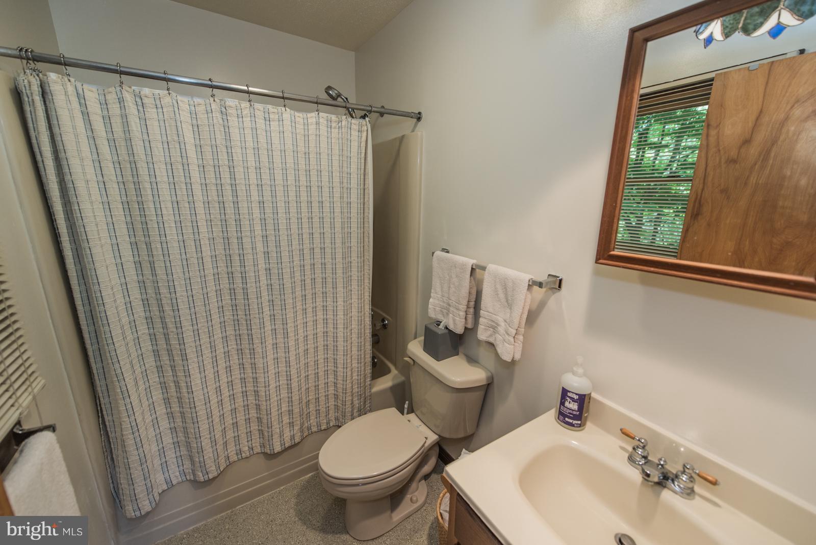 ROCK GAP WOODS - Residential