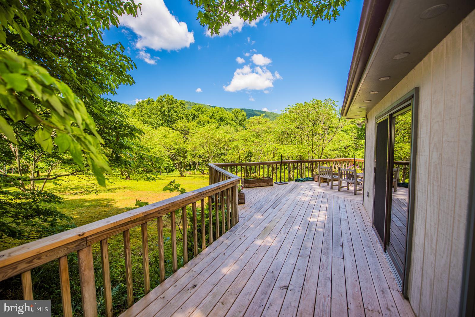 ROCK GAP WOODS - Residential