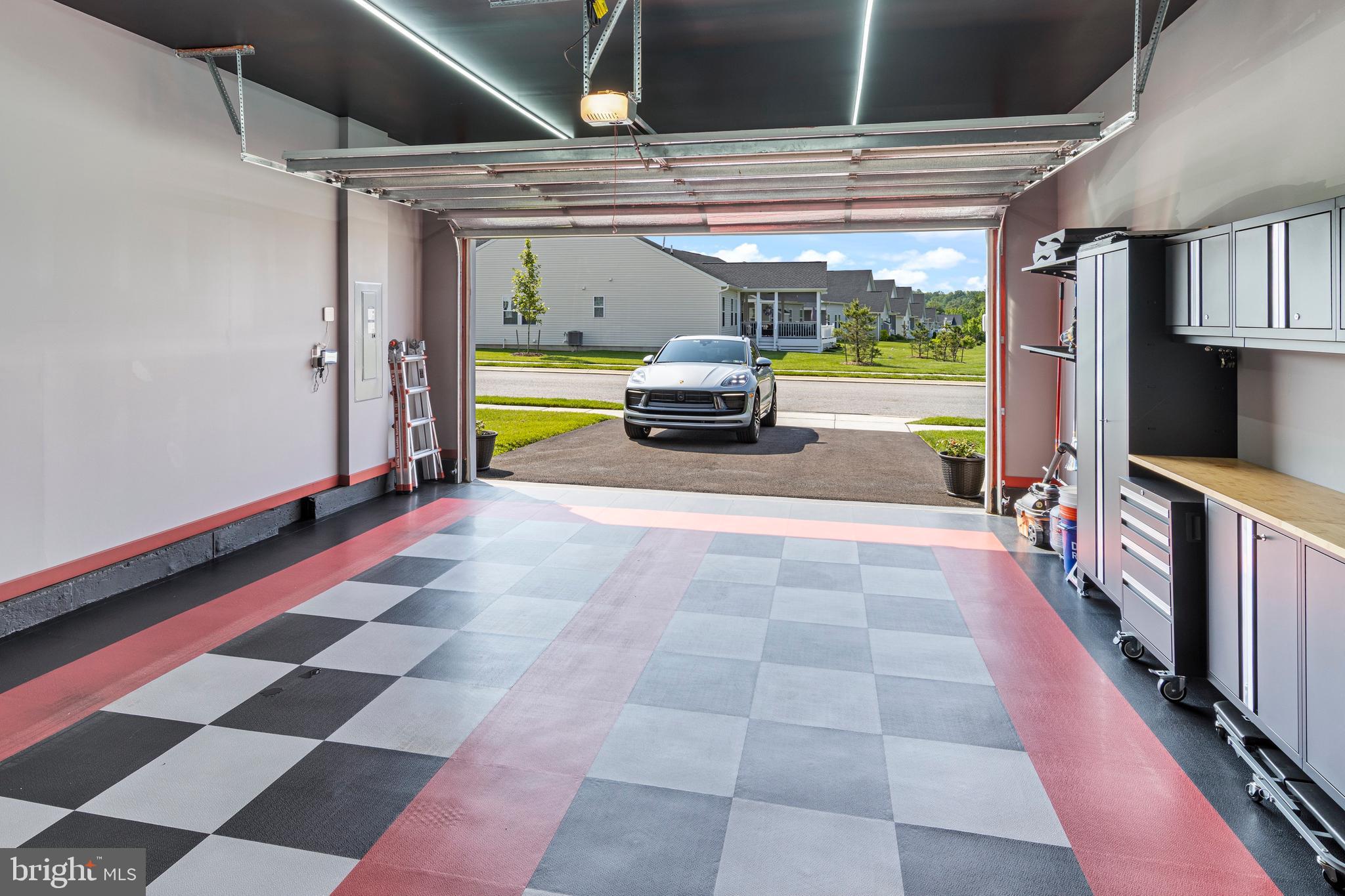 BIG ELK - Residential