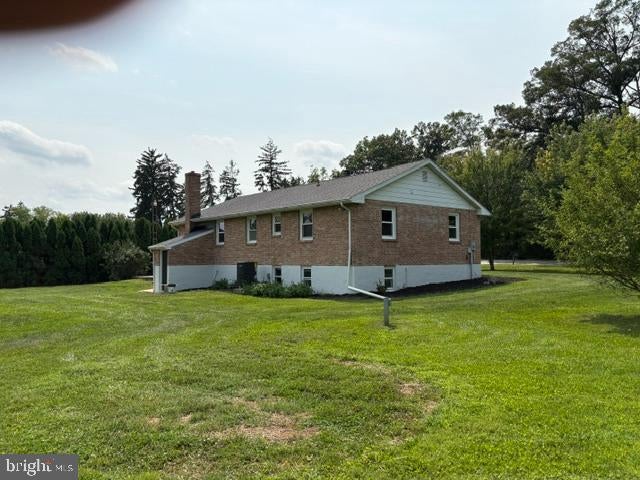 325 E BUTTER ROAD