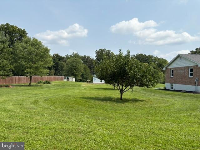325 E BUTTER ROAD