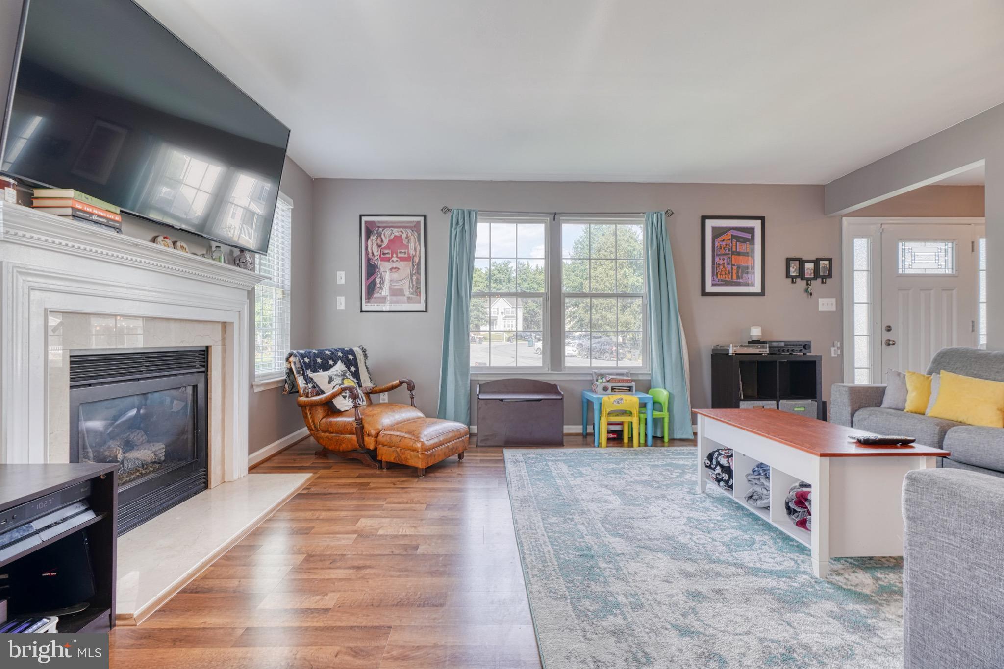 MERIDALE MEADOWS - Residential