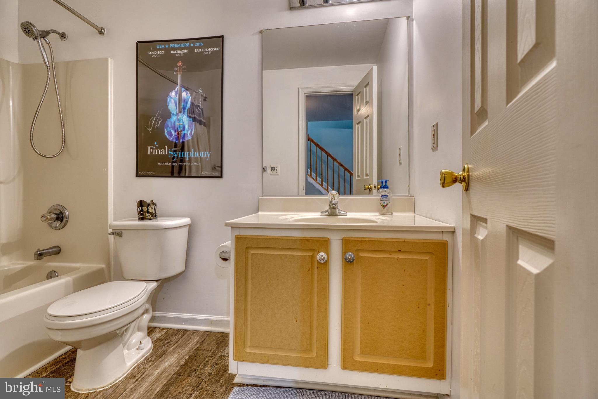 MERIDALE MEADOWS - Residential