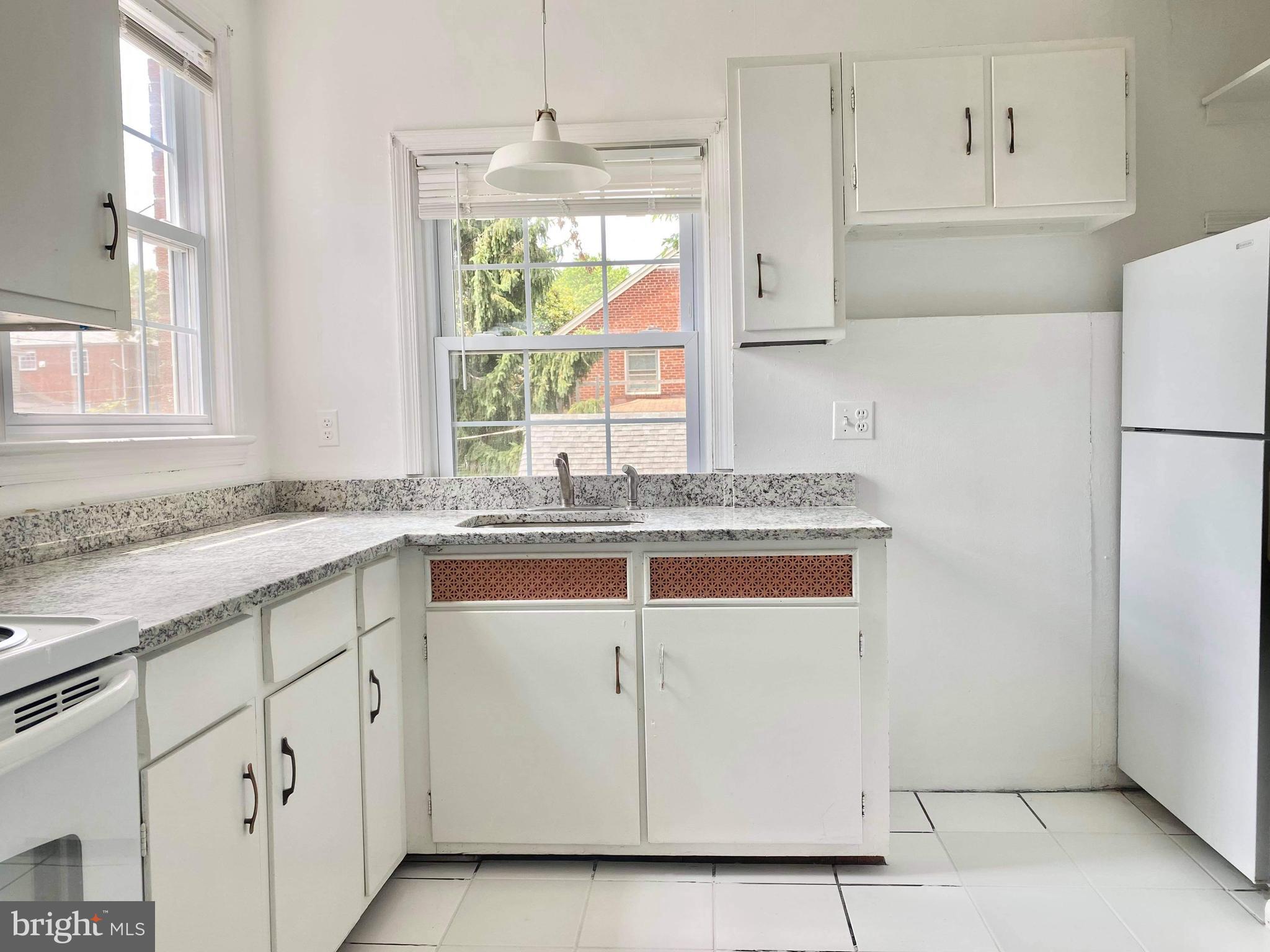 ARLINGTON HILLS - Residential Lease