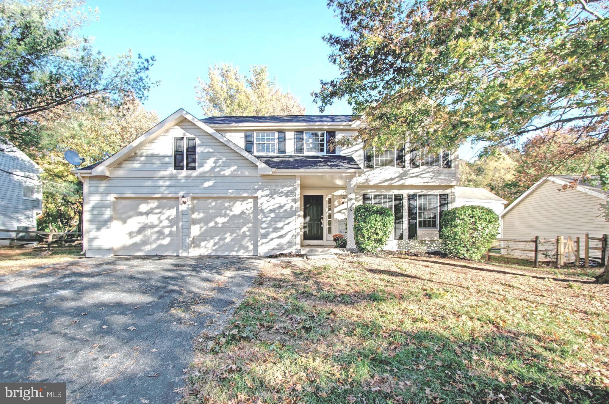 Beautifully finished unique detached home in sought-after Wexford/Milestone area. Almost 2900 sq. ft of finished living space;spread over 3 levels for your comfort. The main level is graced by a formal living room,spacious dining and a lovely bright family room. The sparkling newly updated kitchen with upgraded cabinets, steel appliances & granite counters is a bonus. Step out of the kitchen into the lush backyard;ready for your summer entertaining & lazing.The upper level boasts 4 well-proportioned bedrooms & 2 full bathrooms. The 850 +sq. ft basement has a great comfortable recreational room. The lovely grassy yard surrounding the house completes the package. Great attached double car garage. Close to shopping,highways,schools & sports amenities.