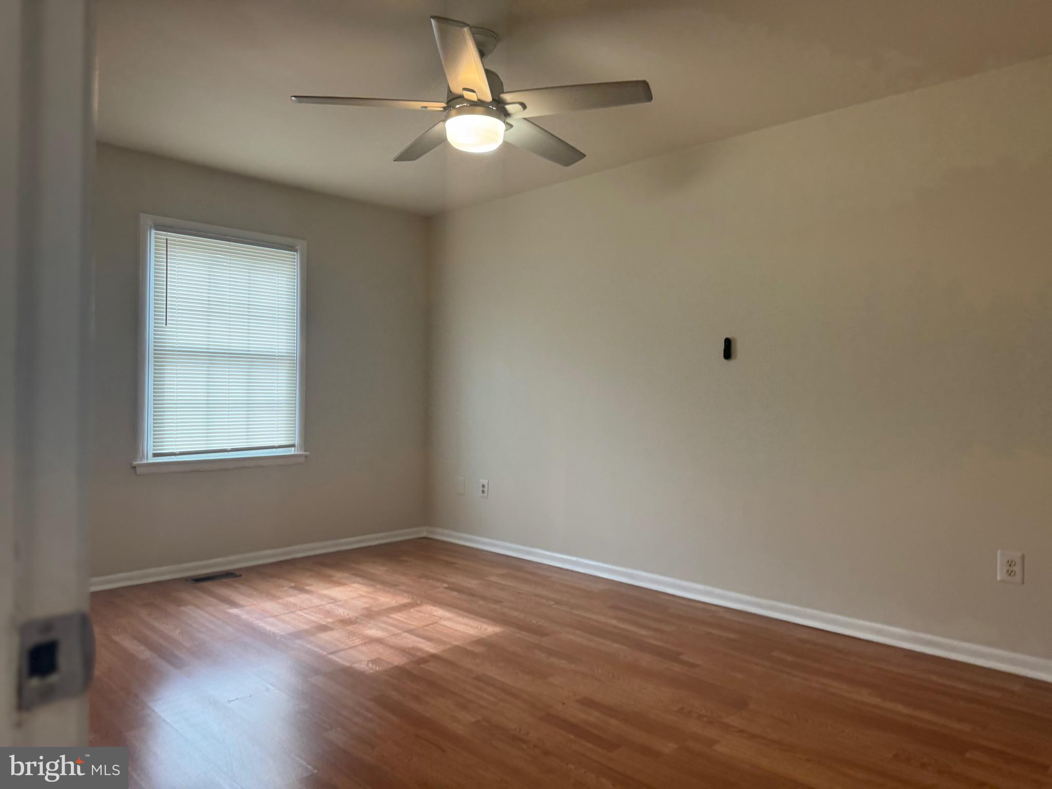 WHEATON SQUARE EAST - Residential