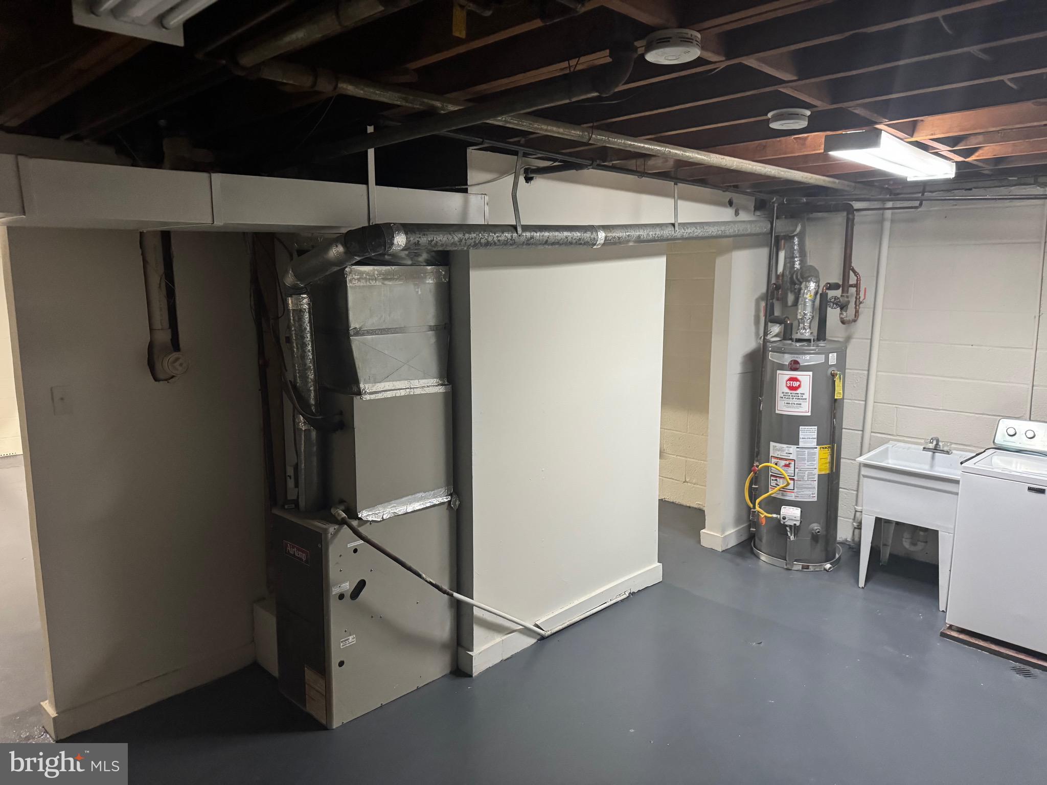 WHEATON SQUARE EAST - Residential