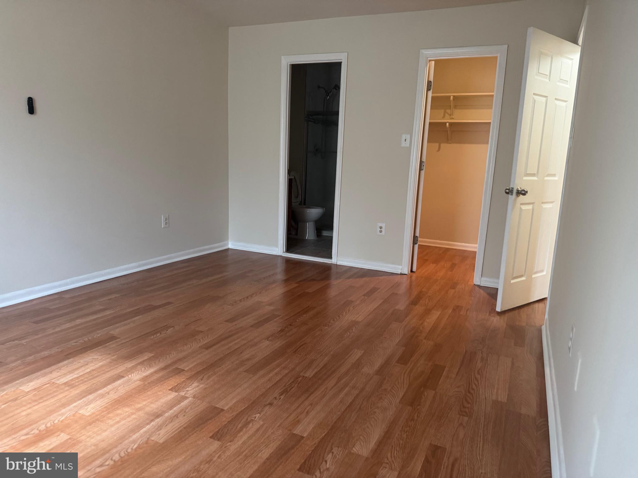 WHEATON SQUARE EAST - Residential