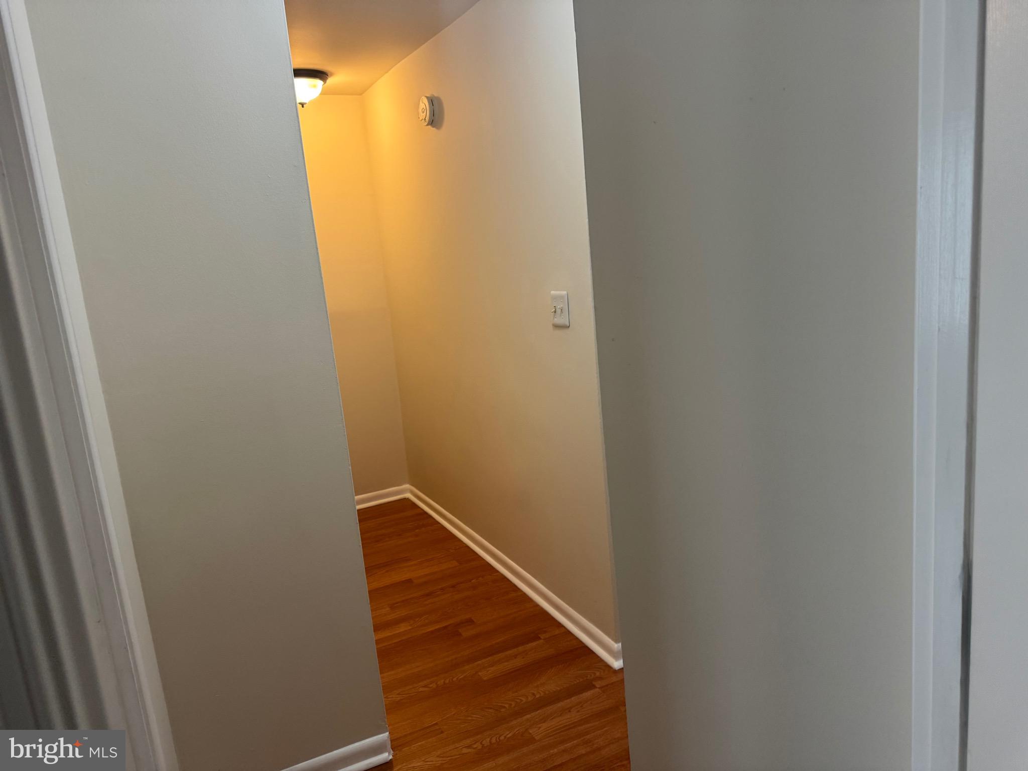 WHEATON SQUARE EAST - Residential