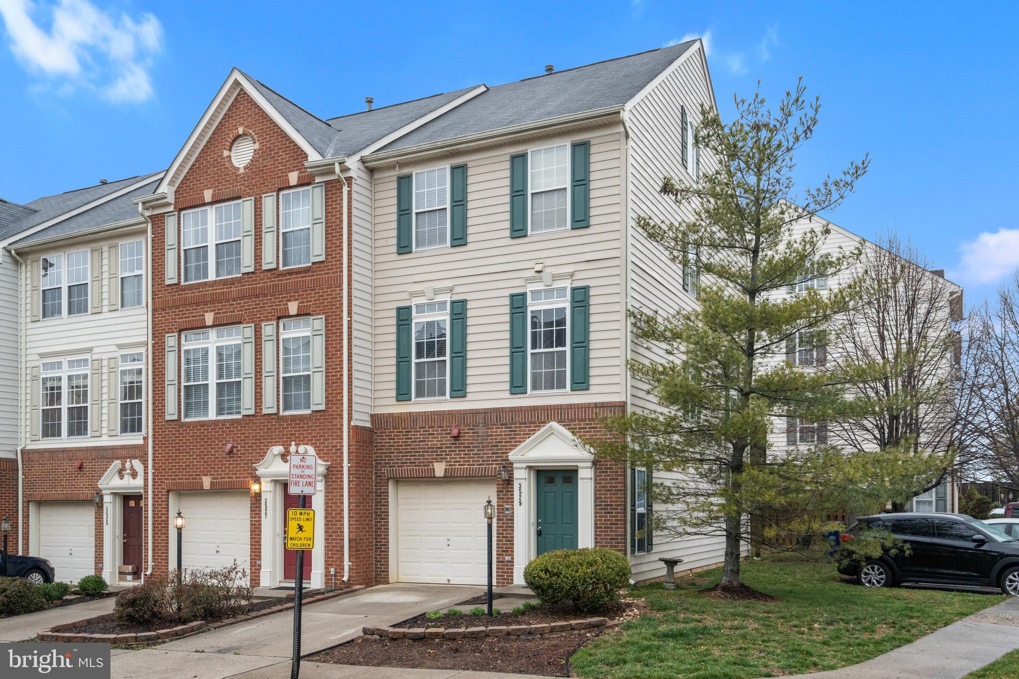 ELLERY PLACE - Residential
