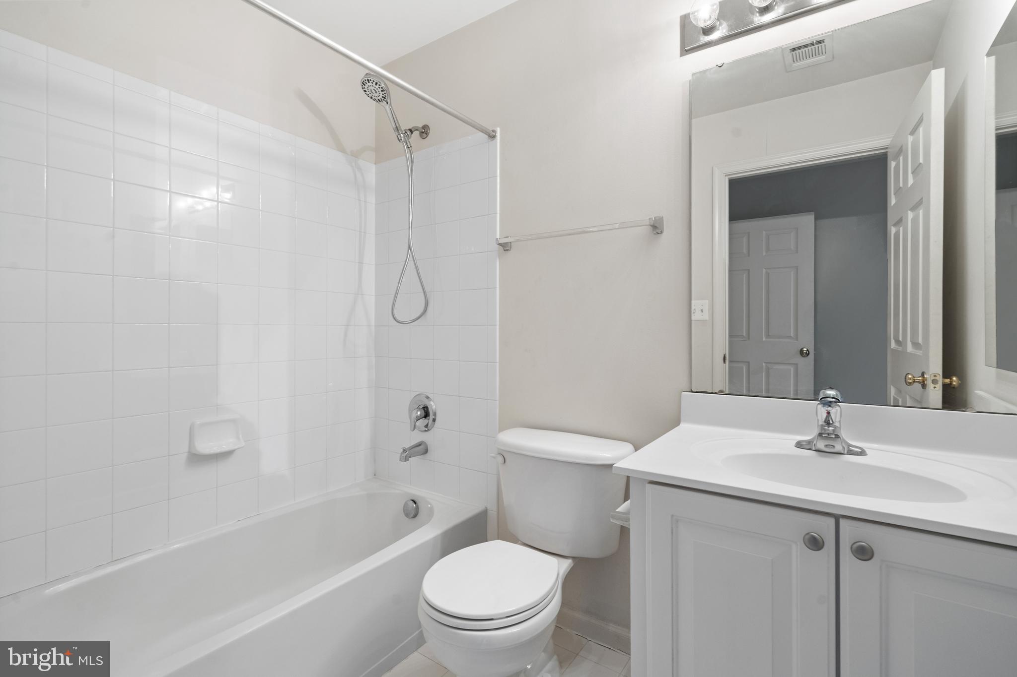ELLERY PLACE - Residential