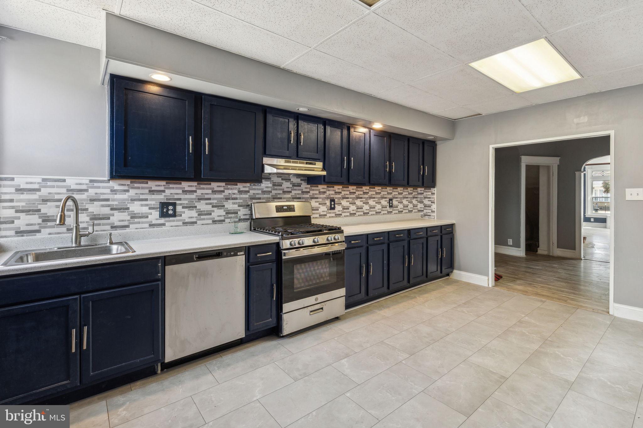 MAYFAIR - Residential