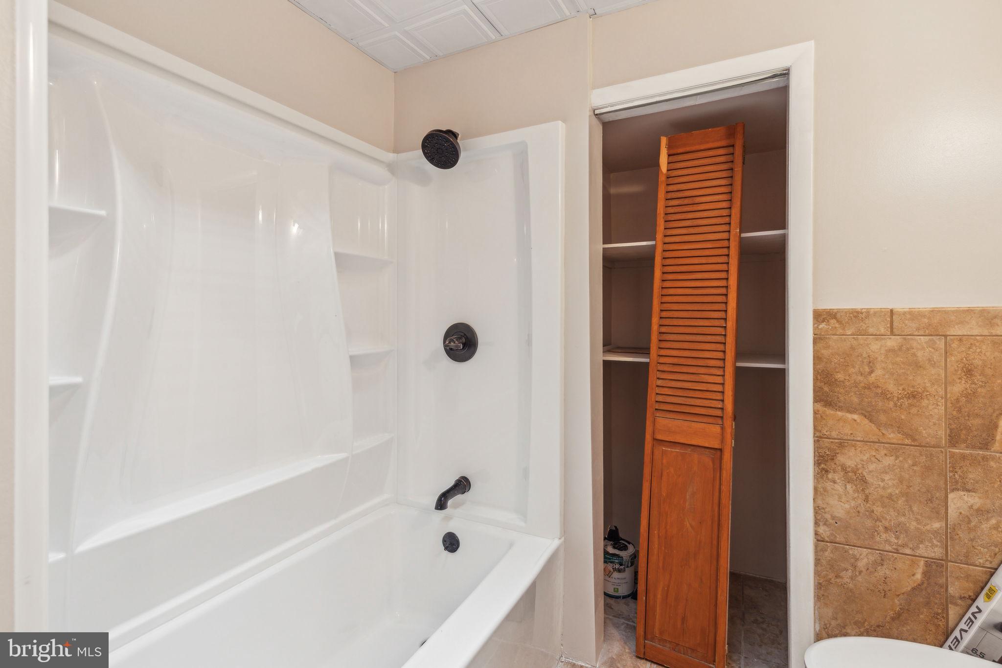 MAYFAIR - Residential