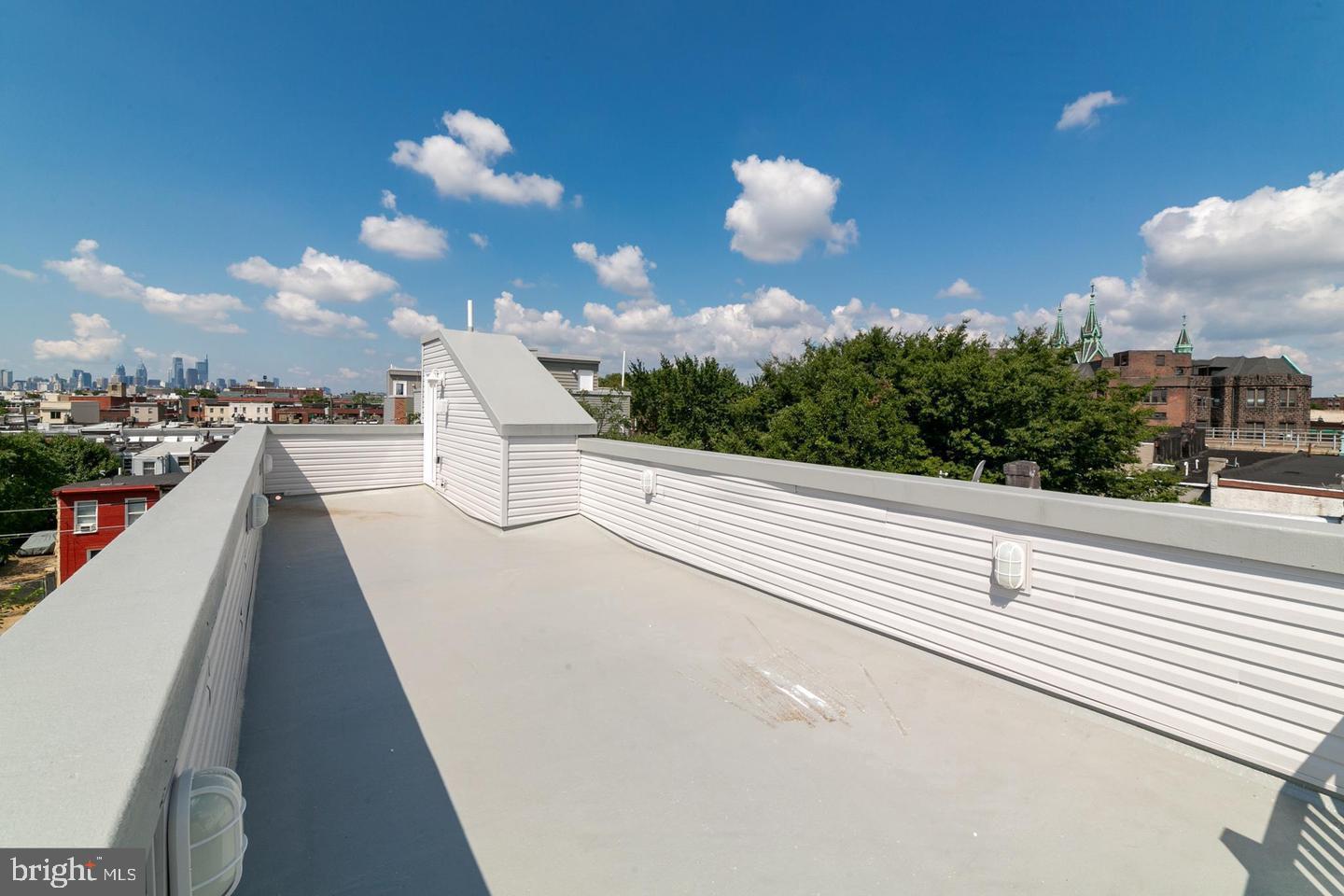 WEST KENSINGTON - Residential