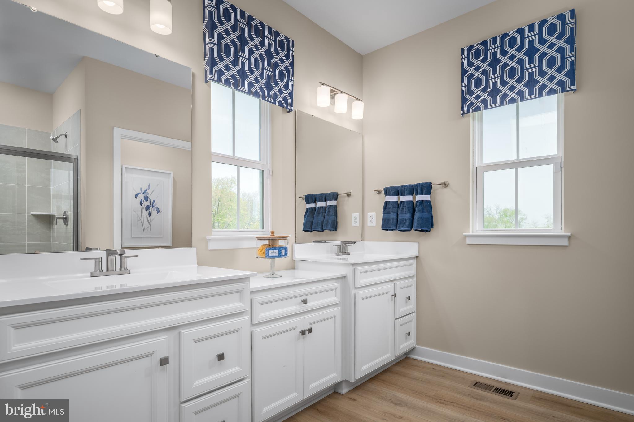 HERITAGE ESTATES - Residential