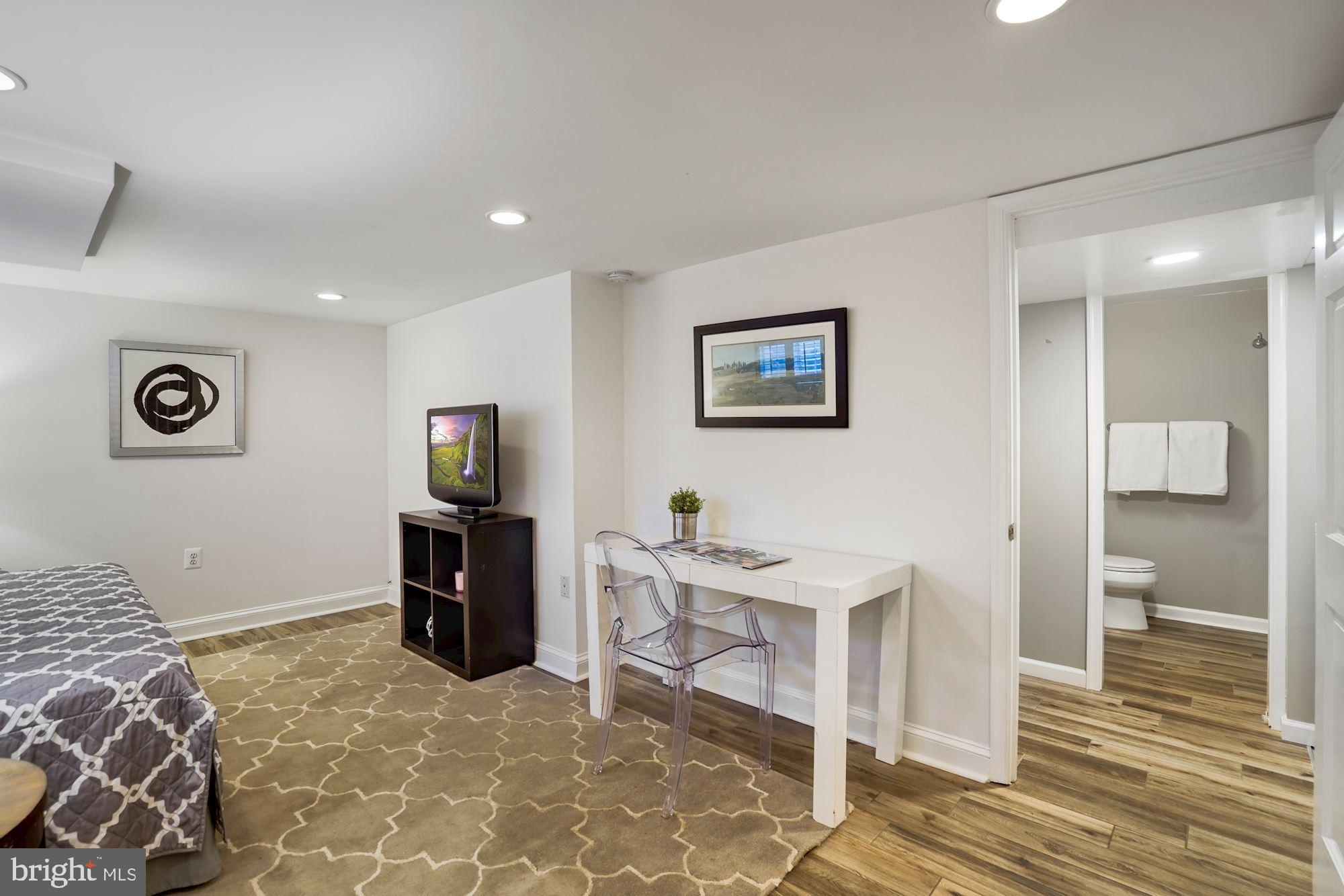 COLUMBIA FOREST - Residential