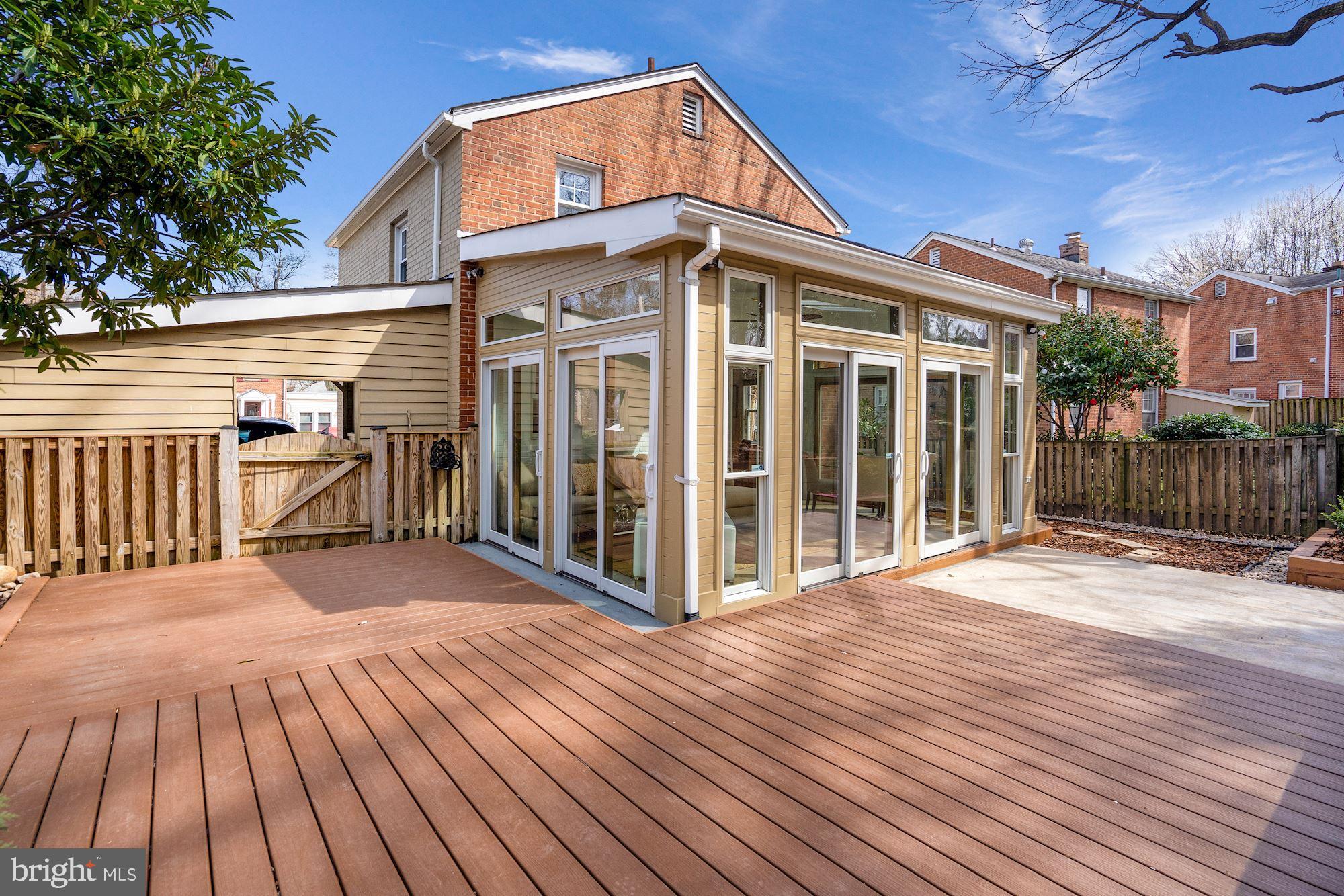 COLUMBIA FOREST - Residential