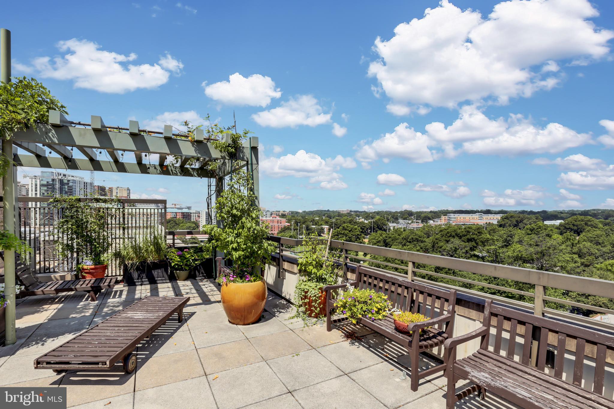 MONROE - Residential Lease