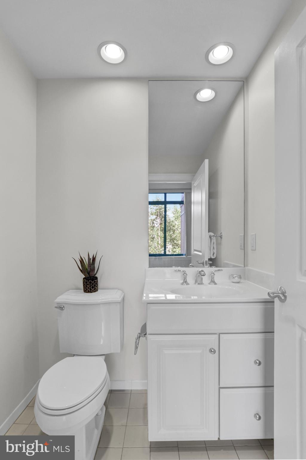 MONROE - Residential Lease