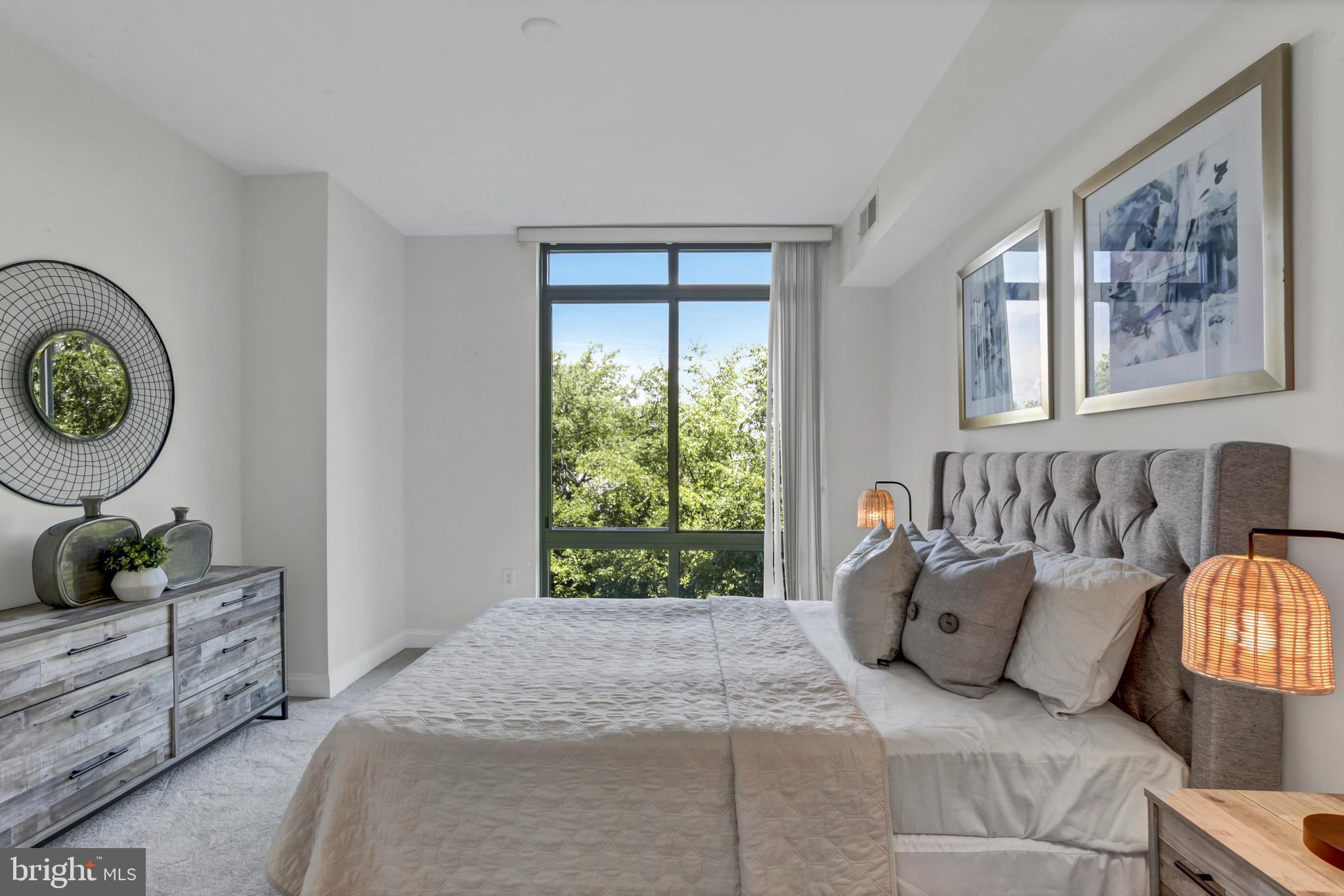 MONROE - Residential Lease