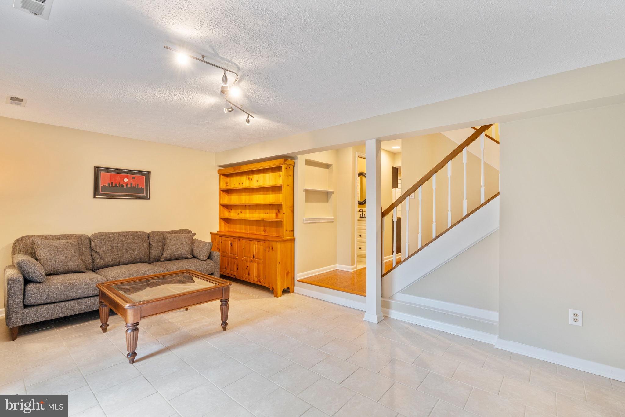 CEDAR ACRES - Residential