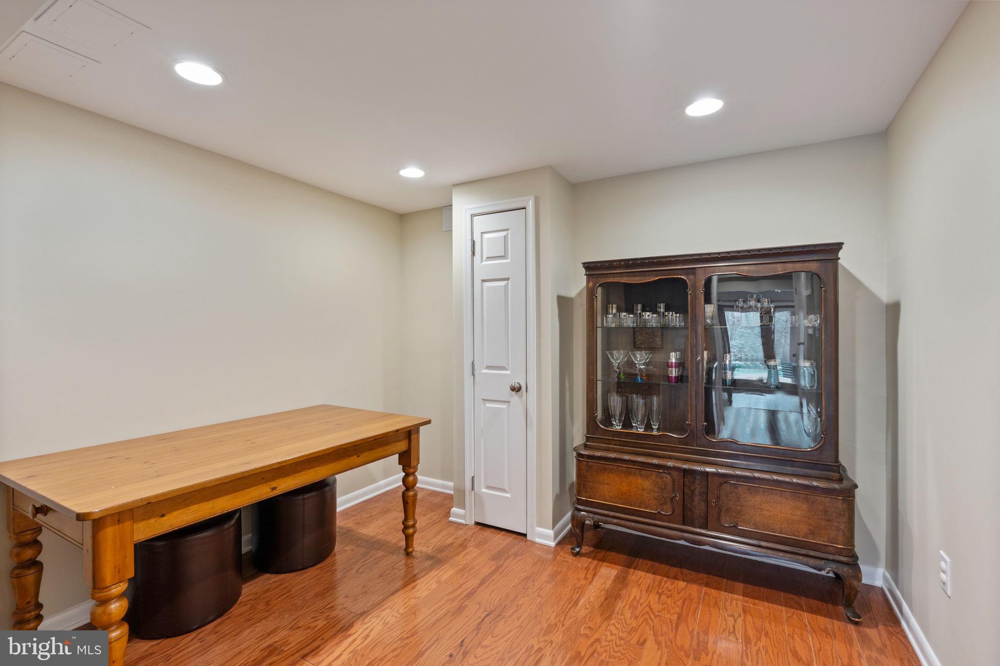 CEDAR ACRES - Residential