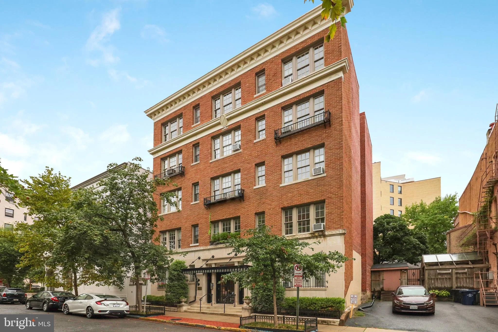 1835 Phelps Place NW Unit 41, Washington, DC 20008