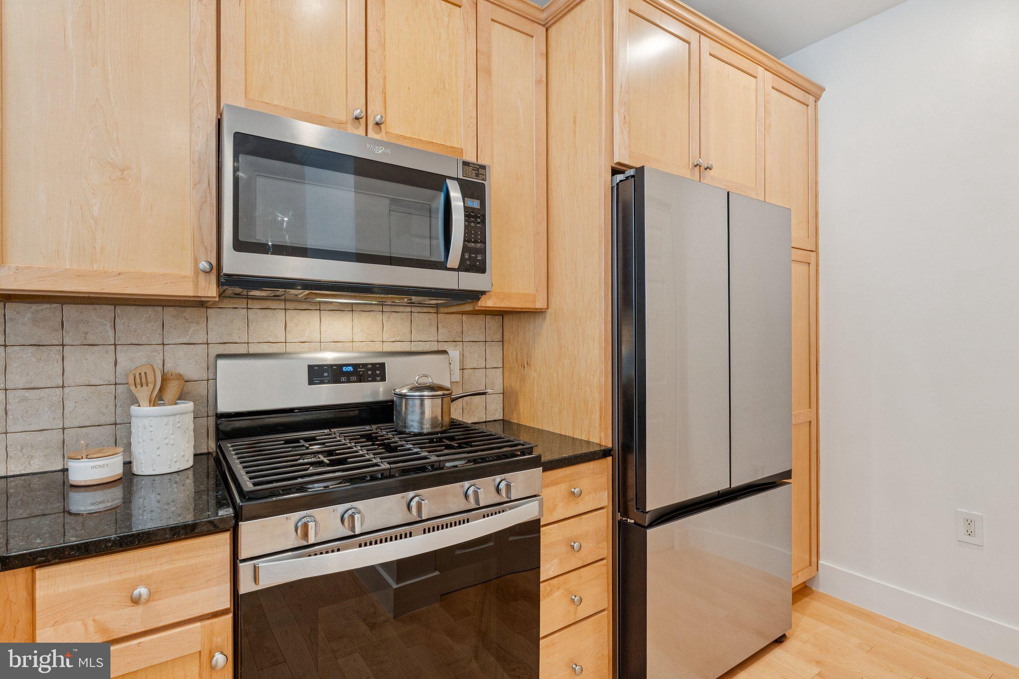 WHITE FLINT STATION - Residential Lease