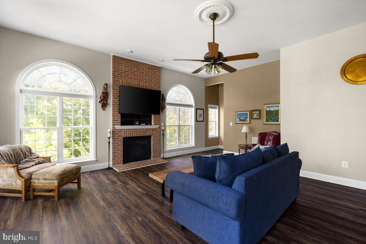 MEADOW BRANCH SOUTH - Residential