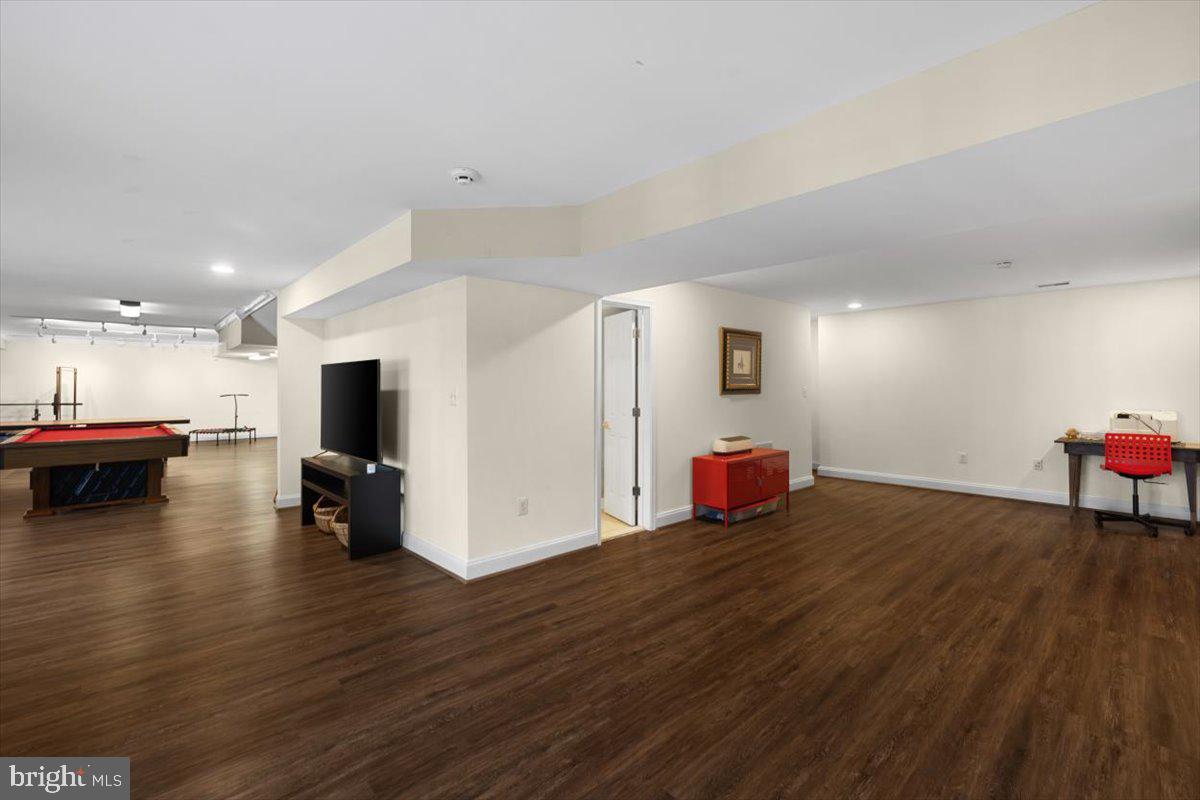 MEADOW BRANCH SOUTH - Residential