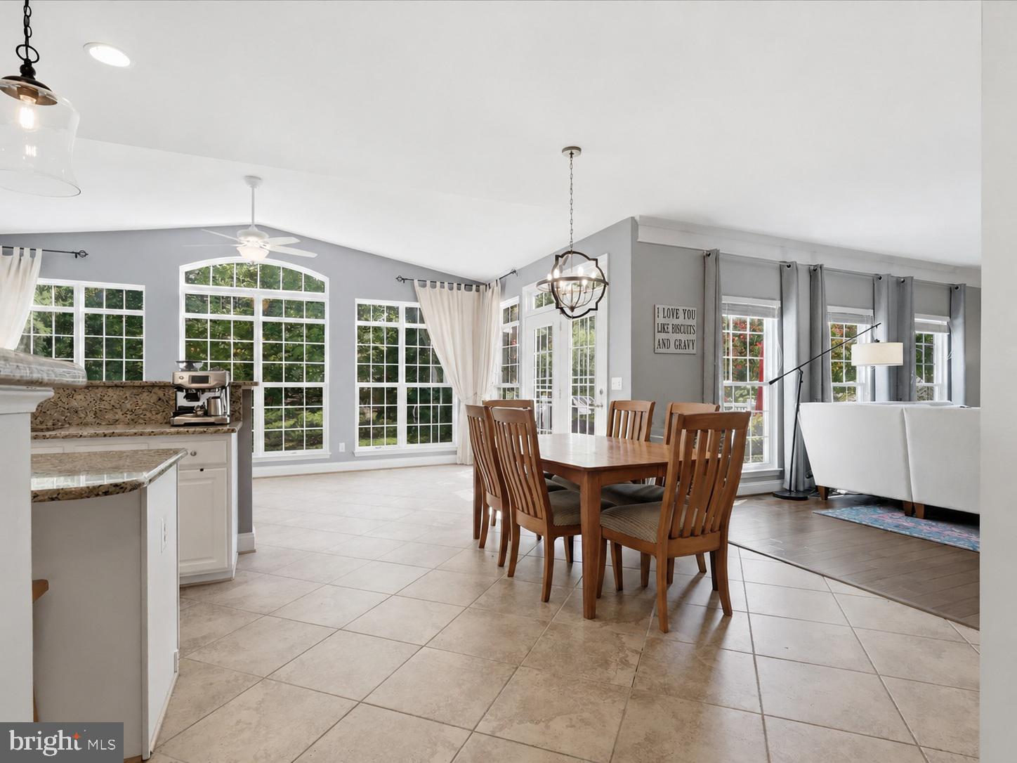 2856 MYRTLEWOOD DRIVE