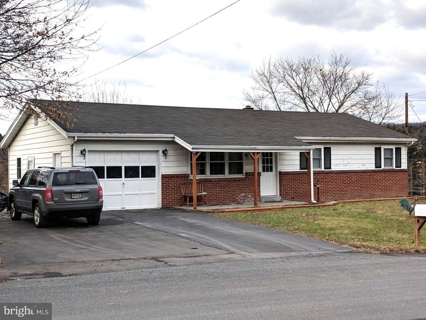 Move right in! The convenience of easy access from attached garage to kitchen will keep you out of the elements.   Newer roof in 2010, replacement windows and hardwood flooring though out main floor and bedrooms. Finish the full walk out basement for additional living and recreational rooms. Add new decking on back of home for your warm weather outdoor entertaining. (Previously, owner removed decking from back of home which was accessed from kitchen door.)  Great starter home ready for your ideas and memories. Quick and Easy access to all major highways.