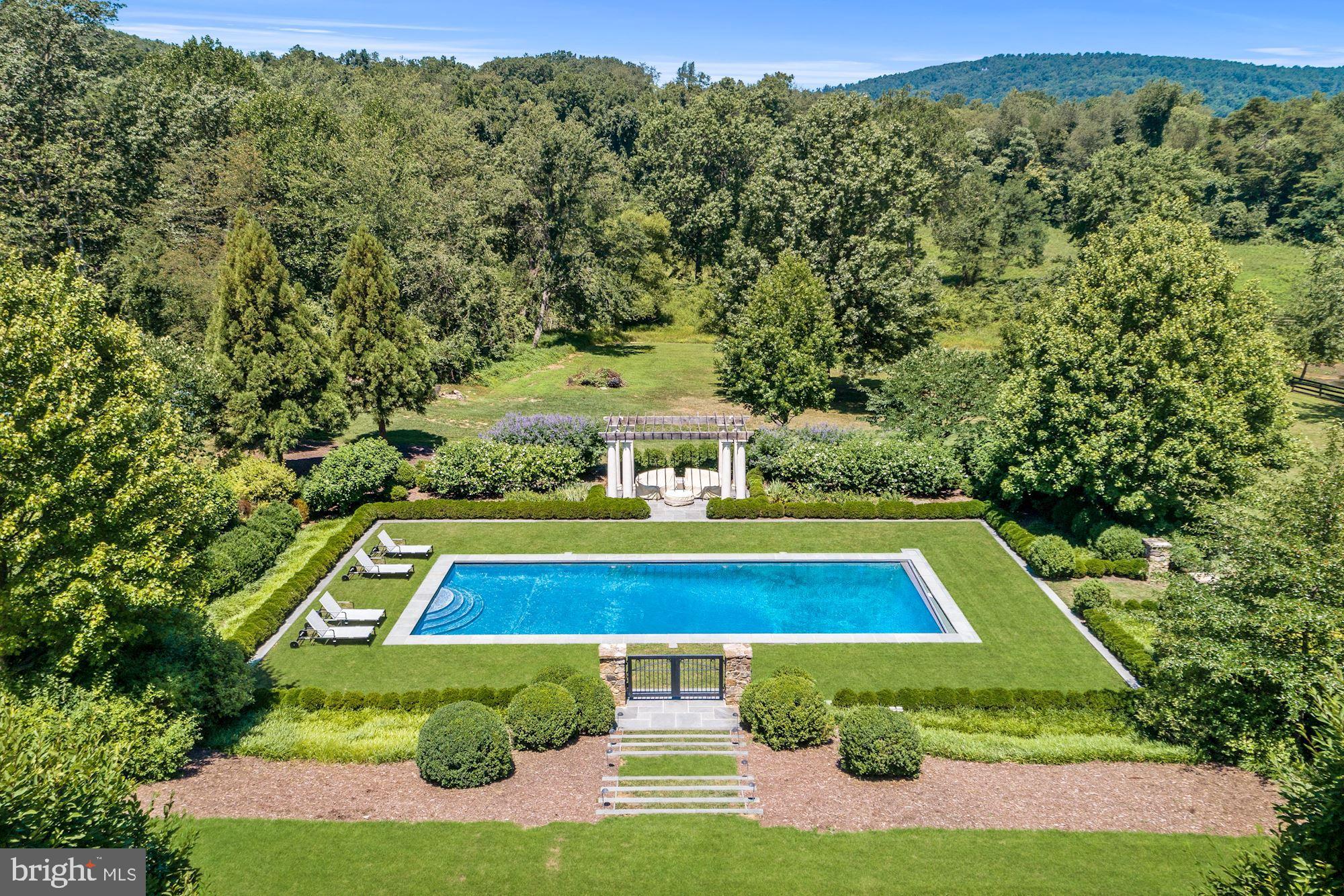 GREYSTONE - Residential