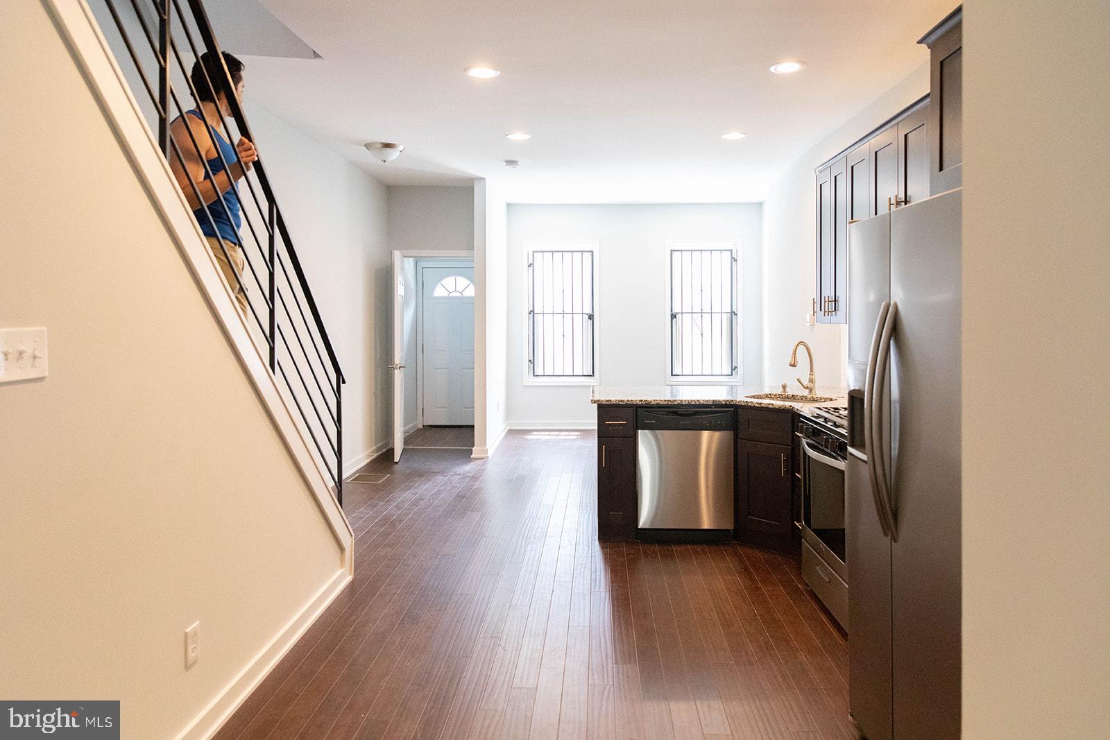 TEMPLE UNIVERSITY - Residential Lease