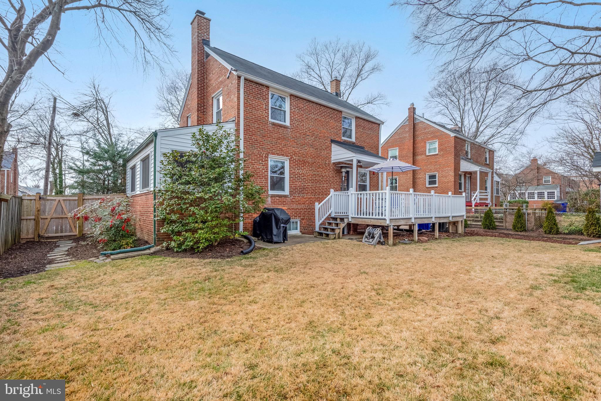 OAK SPRINGS - Residential