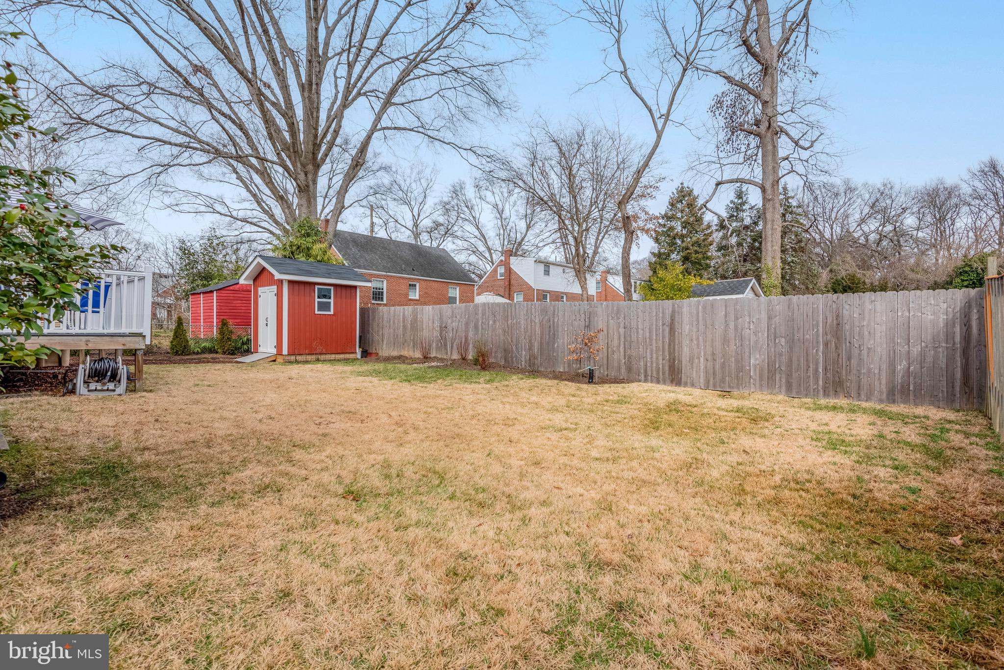 OAK SPRINGS - Residential