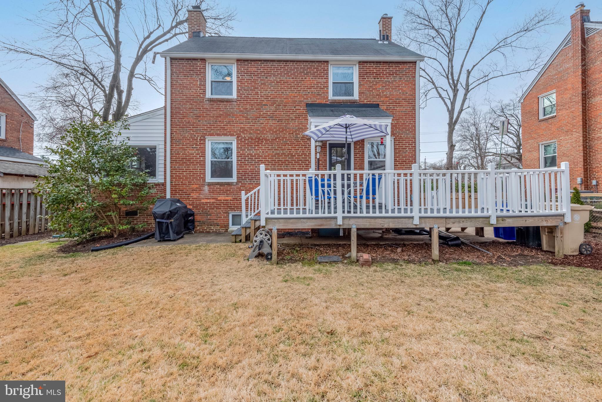 OAK SPRINGS - Residential