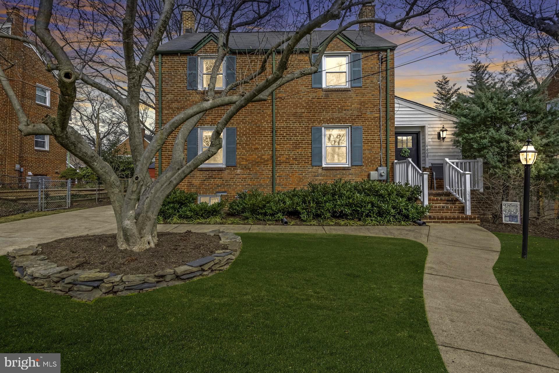 OAK SPRINGS - Residential