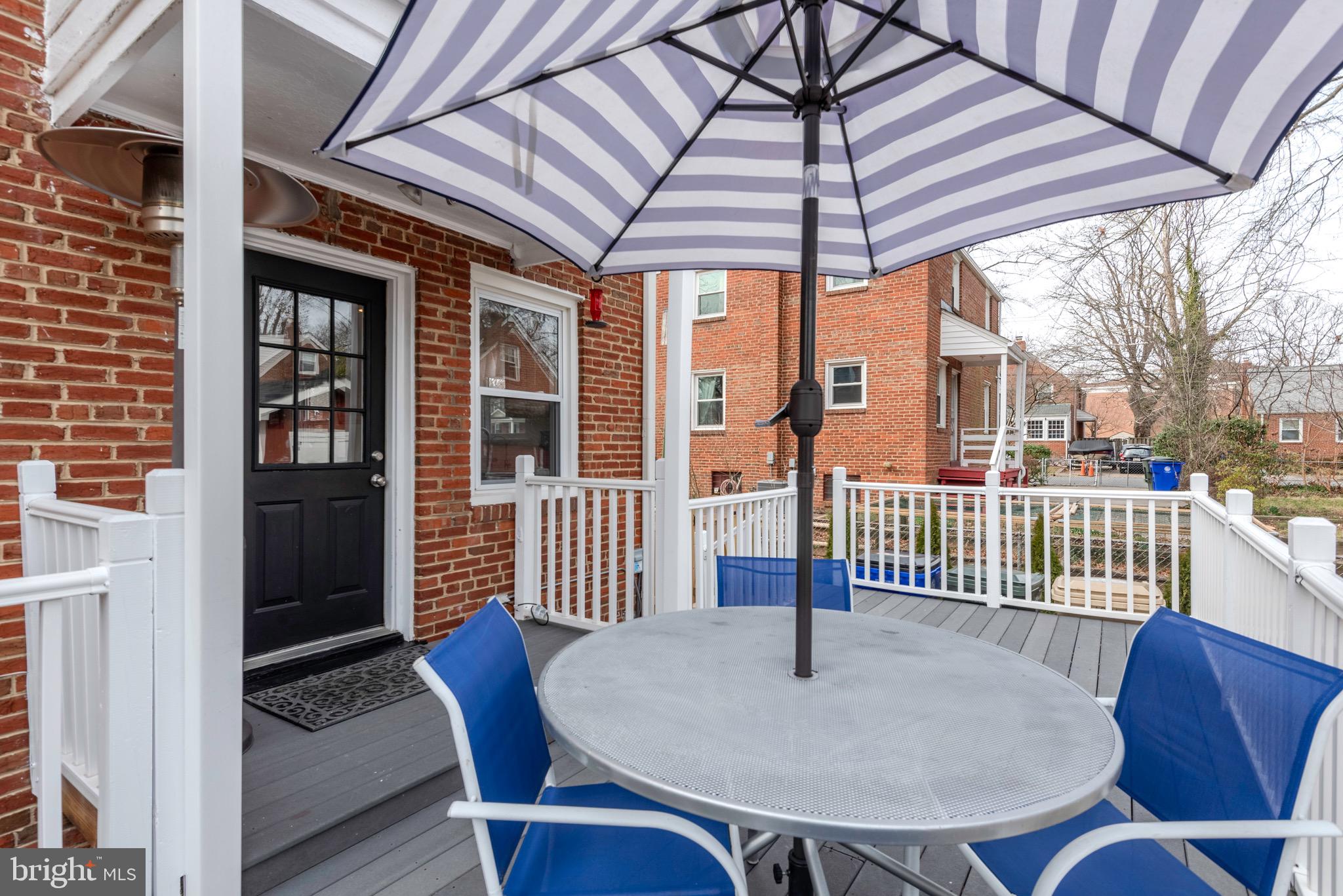 OAK SPRINGS - Residential