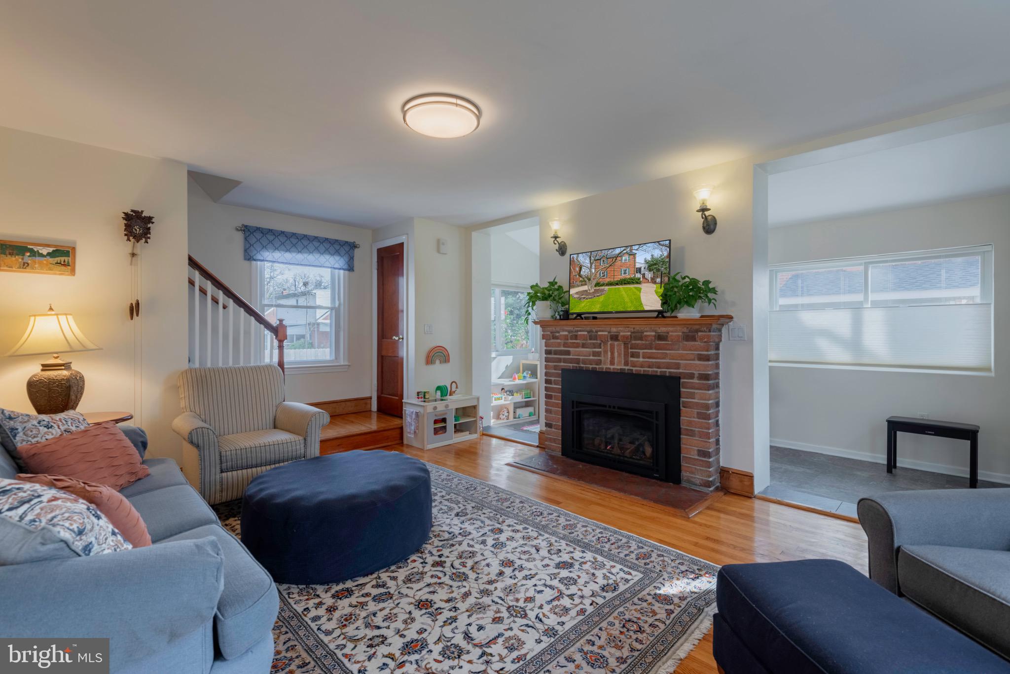 OAK SPRINGS - Residential