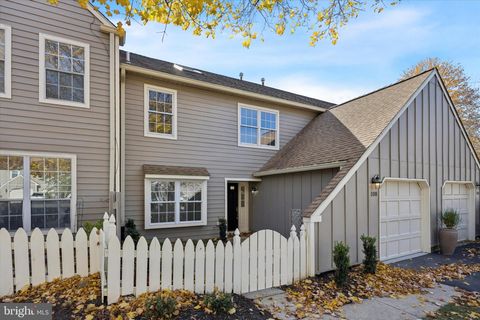 108 ORCHARD COURT BLUE BELL PA 19422