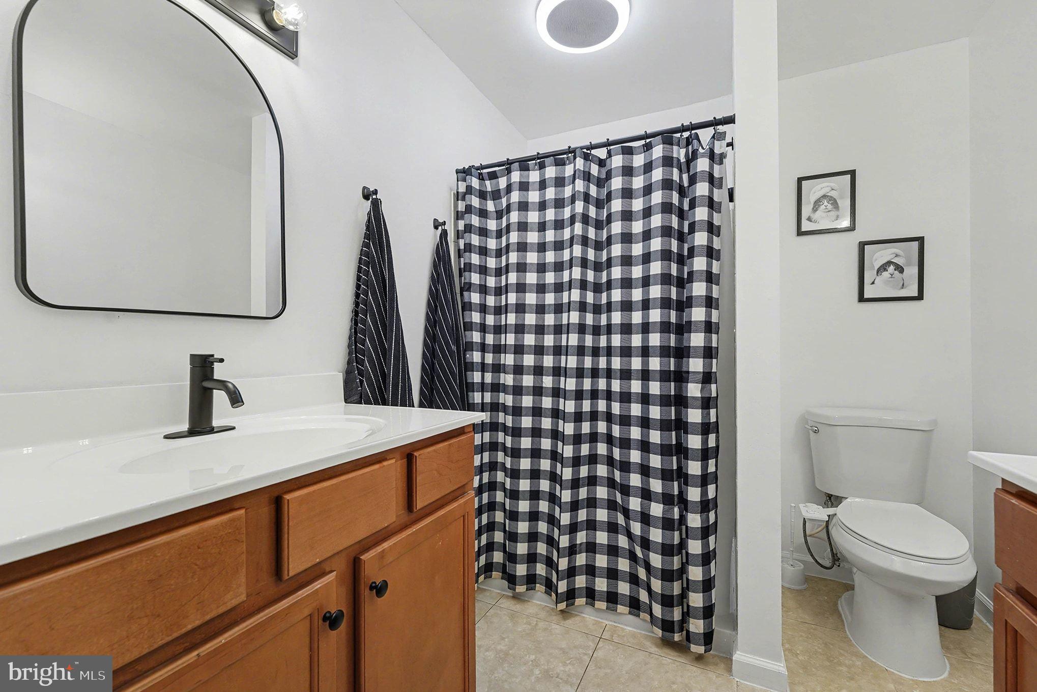 LAKE OF THE WOODS - Residential